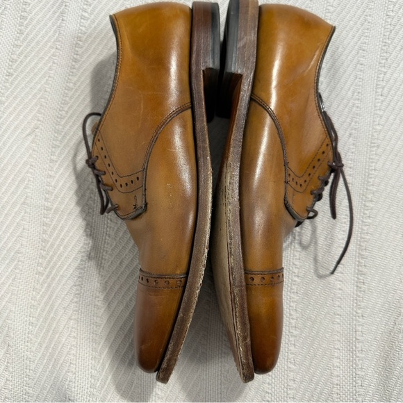 Allen Edmonds Clifton Walnut Brown leather cap toe shoes, size 10D - Picture 5 of 13